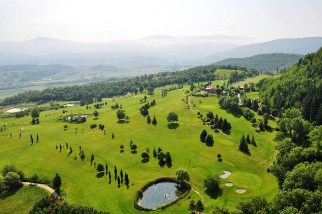 Villa Liz Tuscany, Private Pool, Hot Tub, Property Fenced, Pets Allowed Poppi Εξωτερικό φωτογραφία