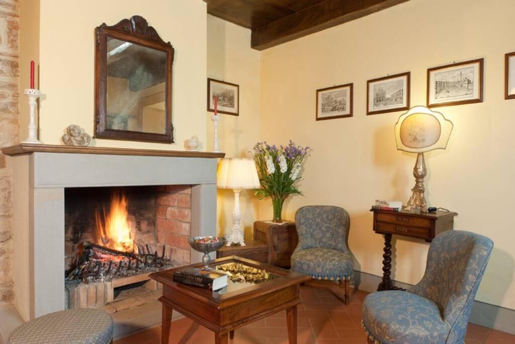 Villa Liz Tuscany, Private Pool, Hot Tub, Property Fenced, Pets Allowed Poppi Εξωτερικό φωτογραφία